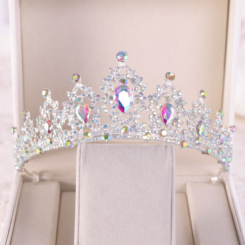 Queen Accessories - Modne ślubne ozdoby do włosów, ślubne