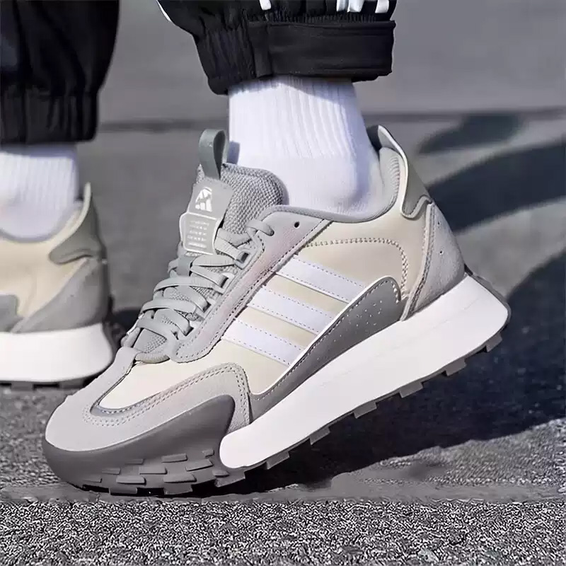 Women'S Accessories Adidas - adidas Beżowo-szare zamszowe buty trekkingowe Białe