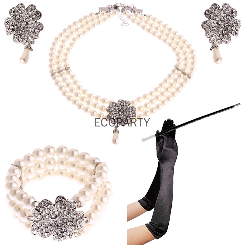 Women'S Accessories In The 1950S - Audrey Hepburn śniadanie w Tiffanys 1950s