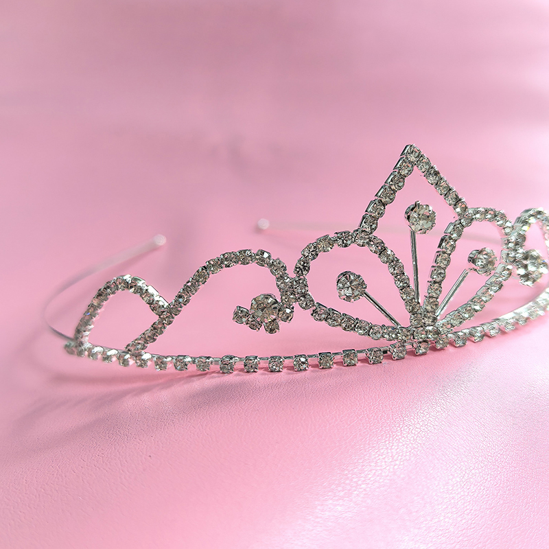 Srebrna Korona Ślubna z Cyrkon – Queen Accessories recenzja i cena