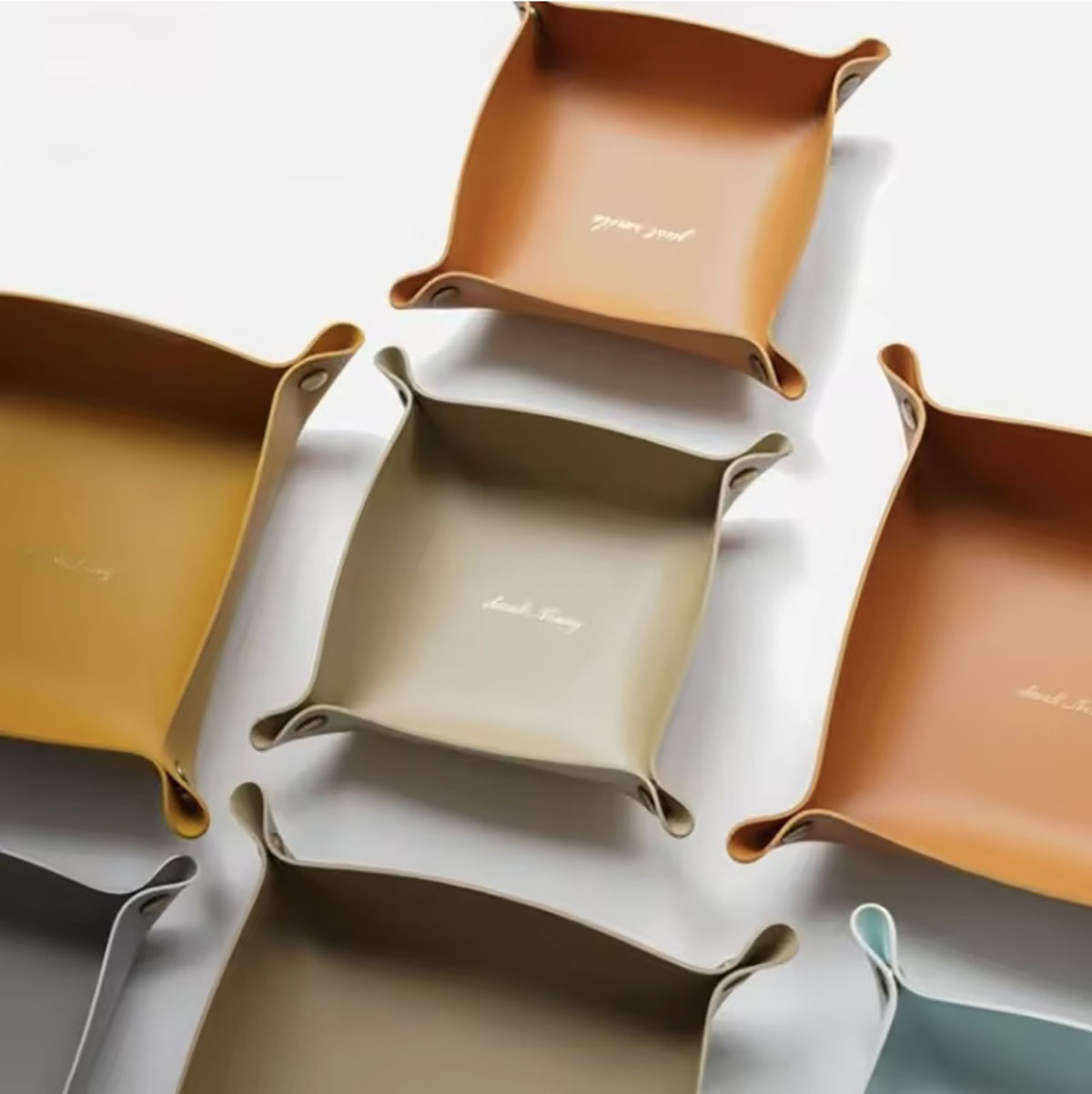 Skórzana taca do przechowywani – Women Accessories Organizer recenzja i cena