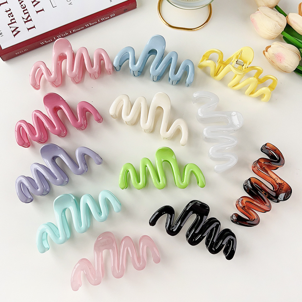 Nowe modne duże matowe spinki  – Women Accessories In Wholesale recenzja i cena