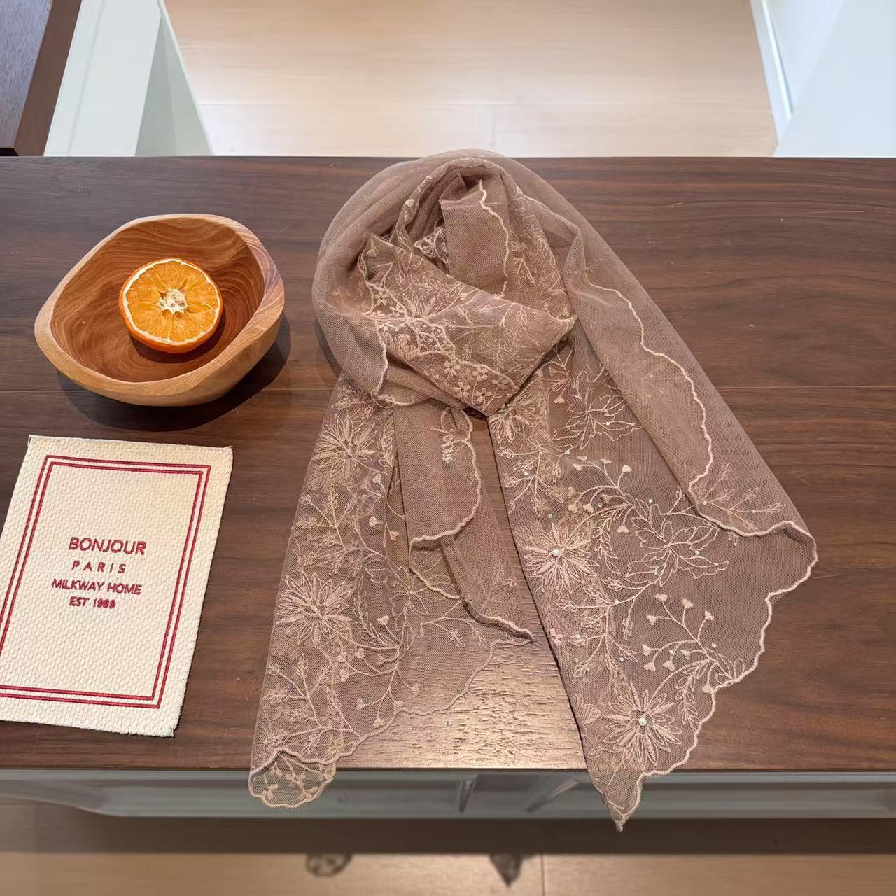 Elegancki długi szal z perłową – Women'S Korean Accessories recenzja i cena