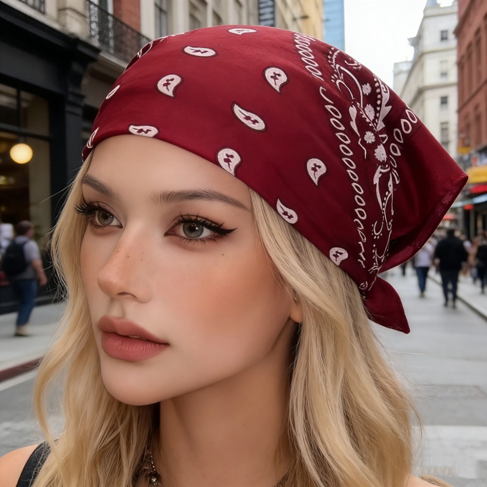 Retro Czerwona Kwadratowa Band – Women'S Accessories Go Outdoors recenzja i cena