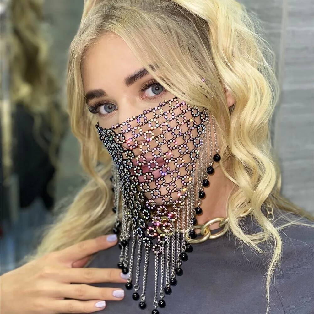 Damskie maski z frędzlami, wel – Queen Accessories recenzja i cena